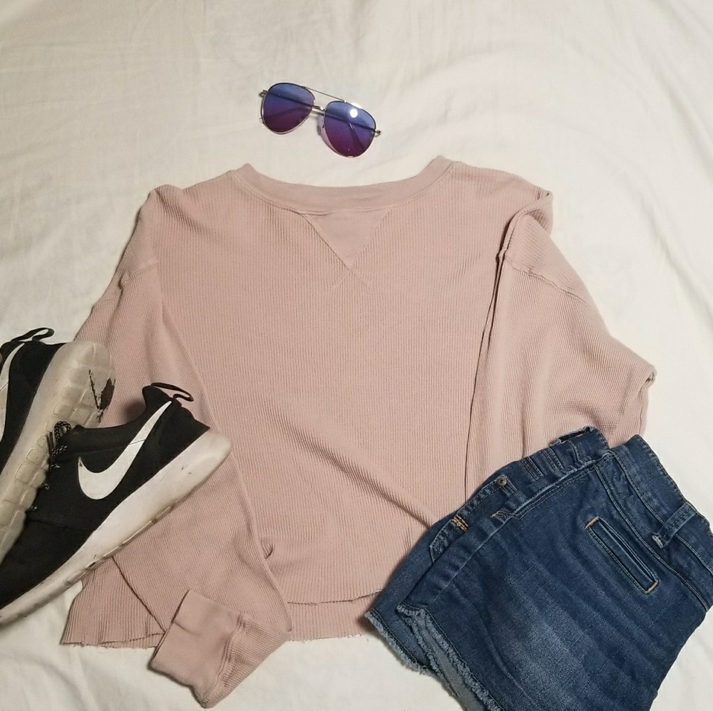 Cropped sweatshrir